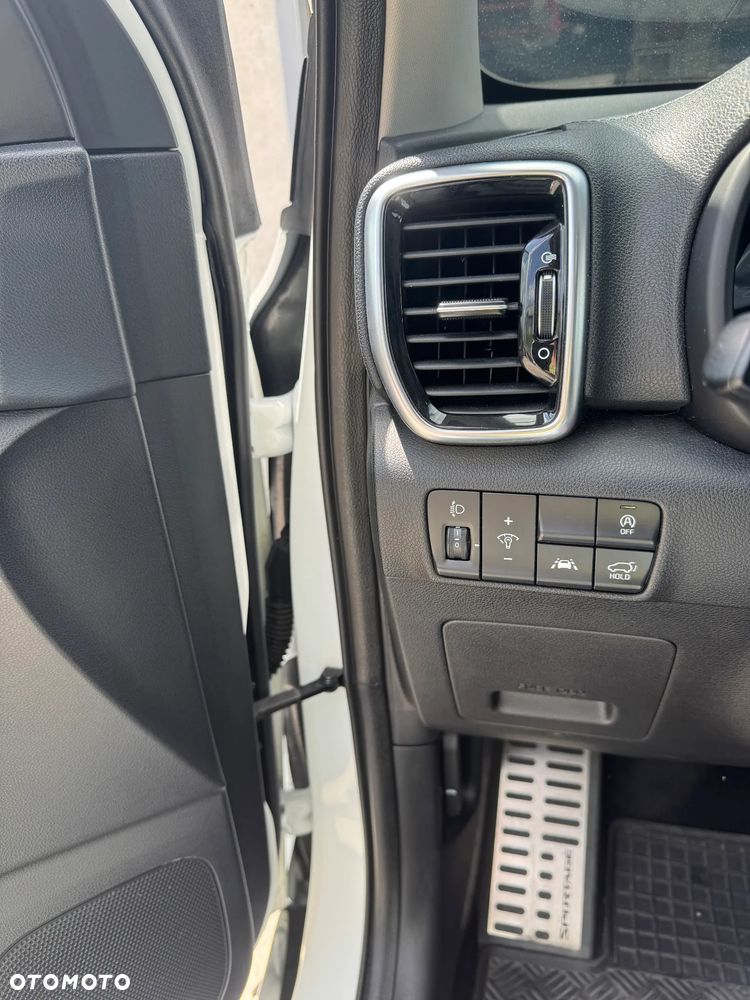 Kia Sportage 1.6 T-GDI Business Line 4WD DCT - 14