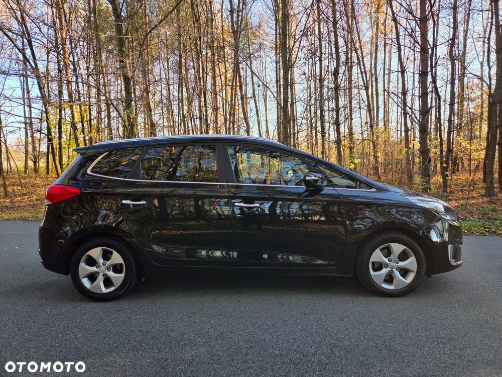Kia Carens 2.0 GDI Edition 7 - 11