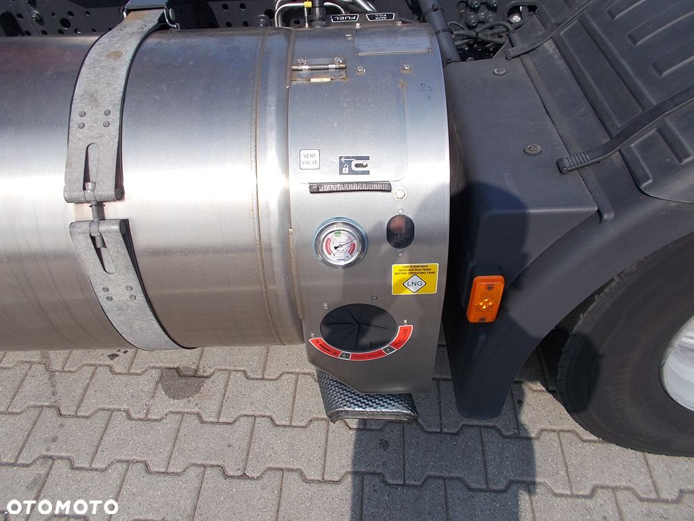 Iveco S-WAY - AS440ST/P LNG - 18