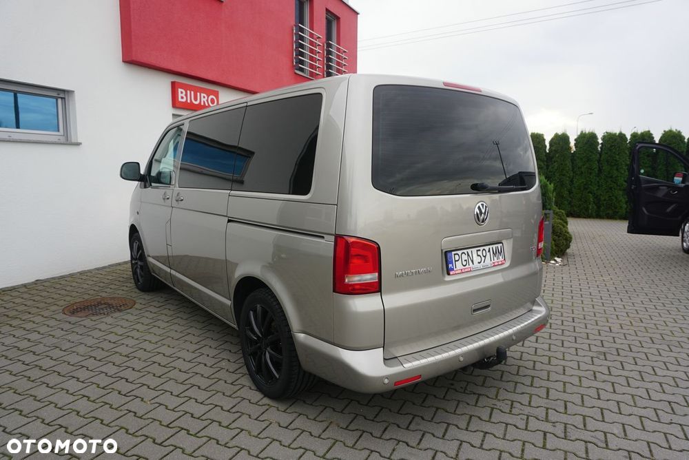 Volkswagen Multivan - 4