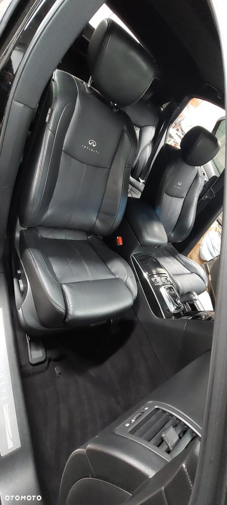 Infiniti FX FX30d S Premium - 18