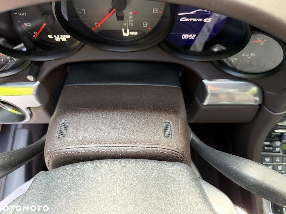 Porsche 911 Carrera 4S PDK - 12