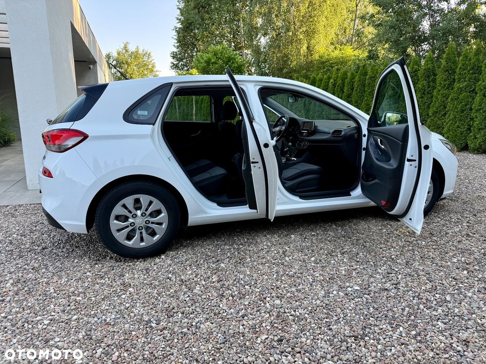 Hyundai i30 1.4 Classic + - 22