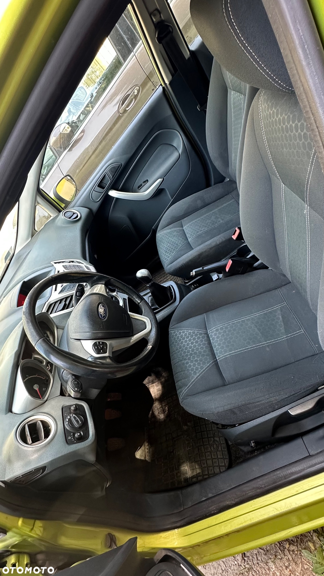 Ford Fiesta 1.4 Titanium - 10