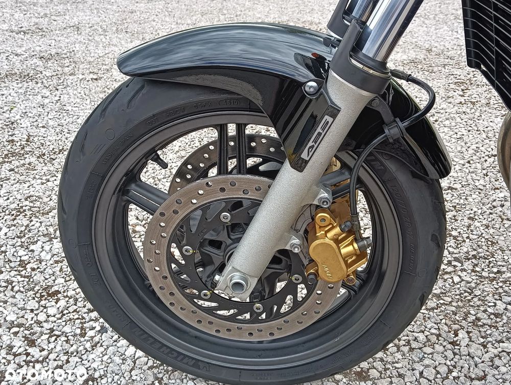 Honda CBF - 33