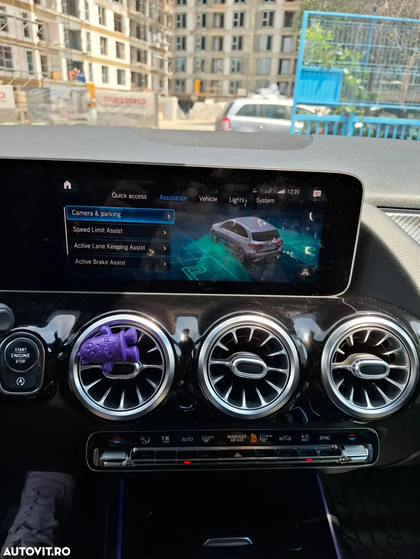 Mercedes-Benz B 200 d - 14