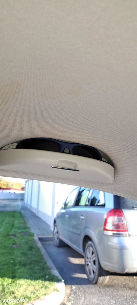 Volkswagen Bora 1.6 Highline - 32