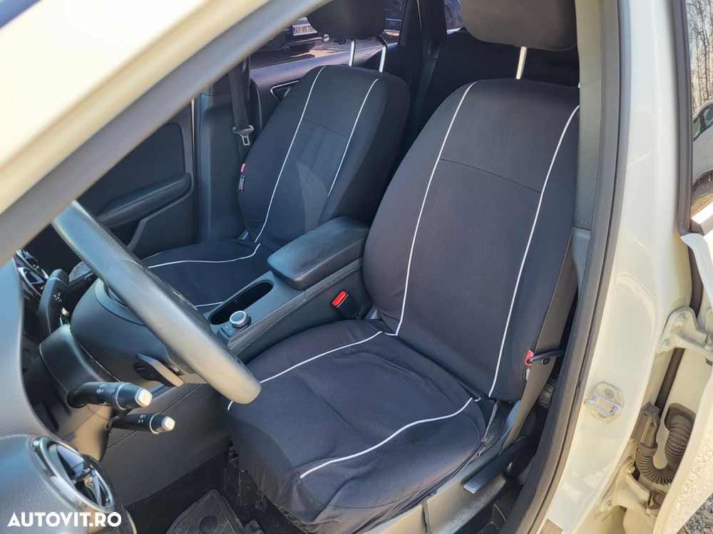 Mercedes-Benz B 180 - 10