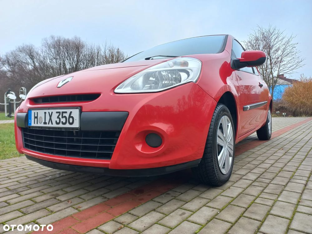 Renault Clio - 9