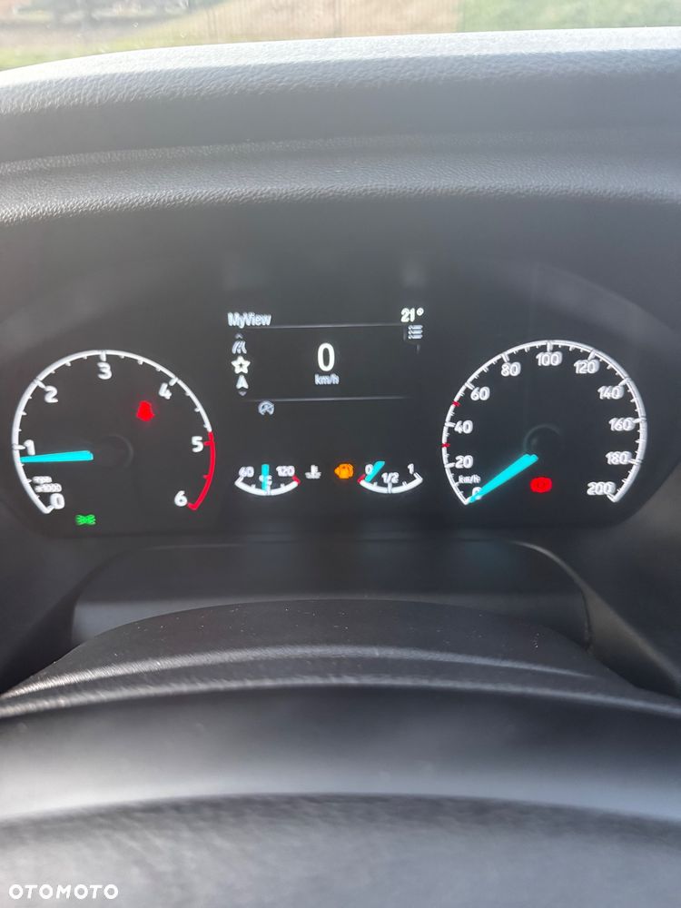 Ford Transit Custom - 8