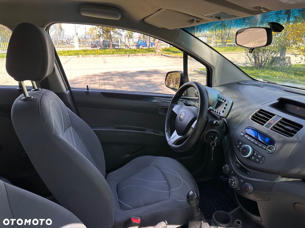 Chevrolet Spark 1.0 LT - 21