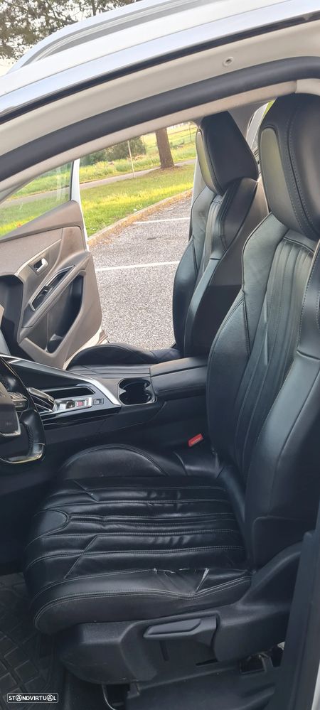 Peugeot 5008 BlueHDI 130 EAT8 Allure Business-Pack - 13