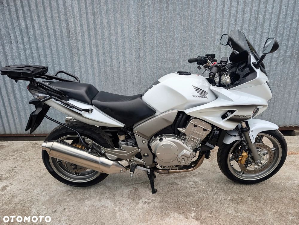 Honda CBF - 1