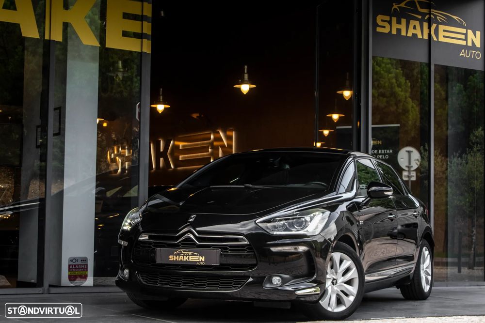 Citroën DS5 2.0 HDi Hy4 So Chic CMP6 102g - 1