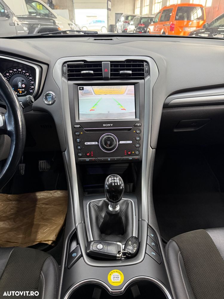 Ford Mondeo 2.0 TDCi Titanium - 21