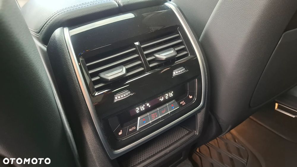 BMW X6 xDrive30d - 17