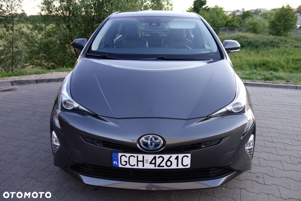 Toyota Prius 1.8 Hybrid Prestige - 9