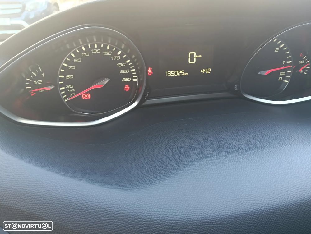 Peugeot 308 SW 1.5 BlueHDi Style - 15