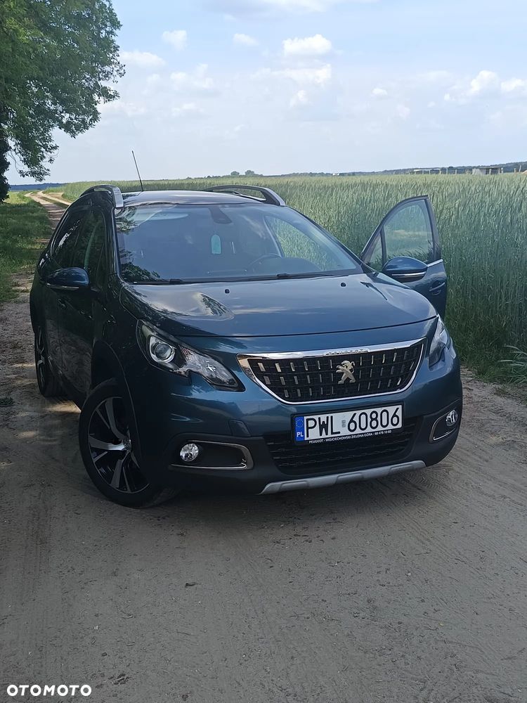 Peugeot 2008 1.2 Pure Tech Allure S&S - 3