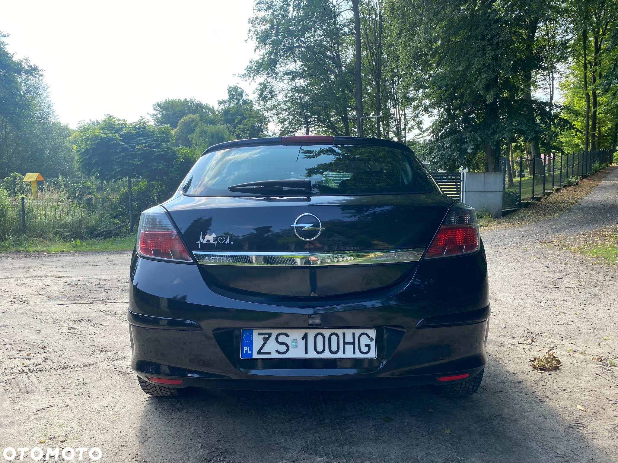 Opel Astra III GTC 1.8 Cosmo - 4