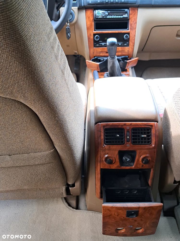 SsangYong/KGM Rexton - 14