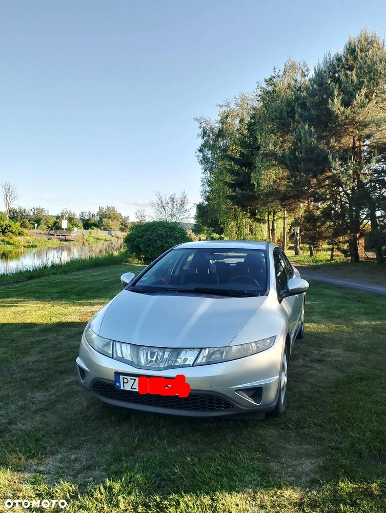 Honda Civic 1.8 Comfort - 1