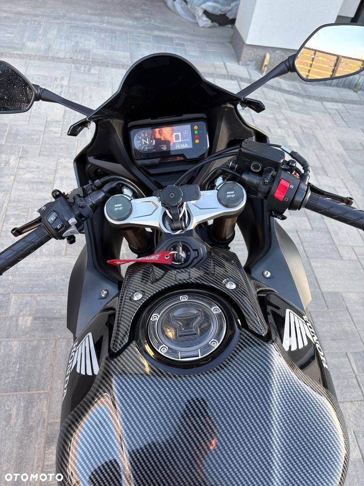 Honda CBR - 8