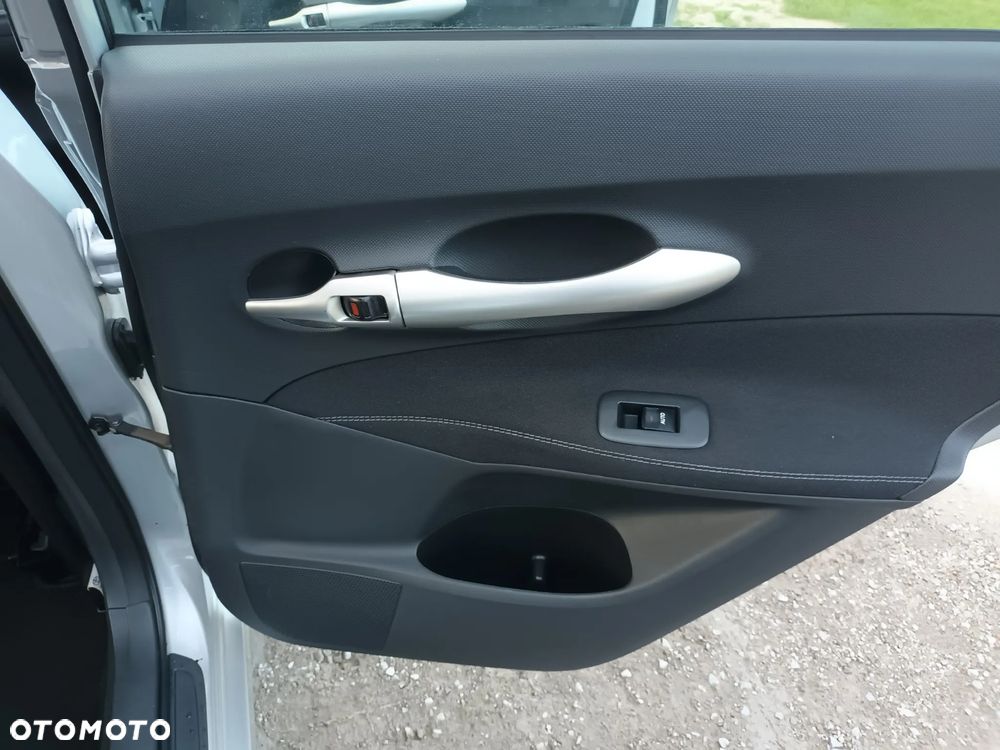 Toyota Auris 1.6 Valvematic Multidrive S START Edition - 38