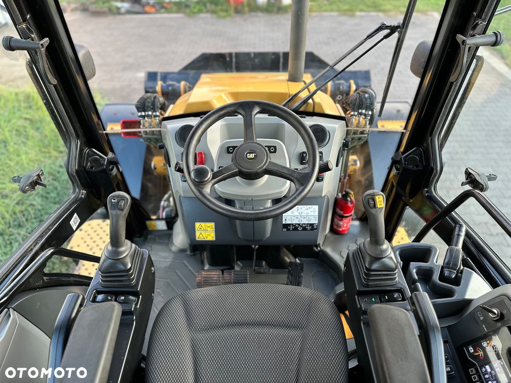 Caterpillar CAT 444 07A / 82kW / 3000 Mth - 11