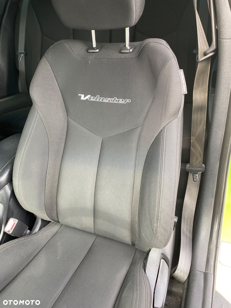 Hyundai Veloster 1.6 GDI Style - 25