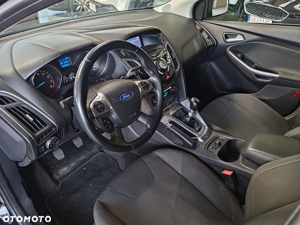 Ford Focus 1.6 EcoBoost Titanium - 5