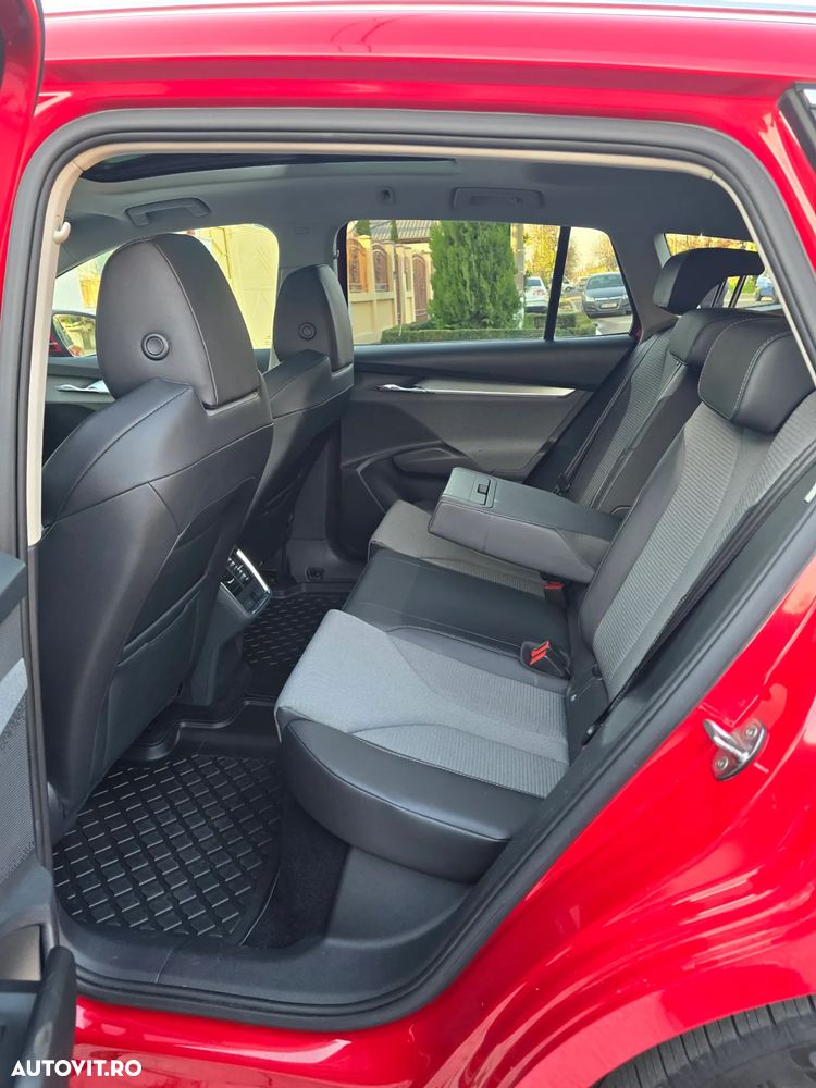 Skoda Enyaq iV 80x Sportline - 11