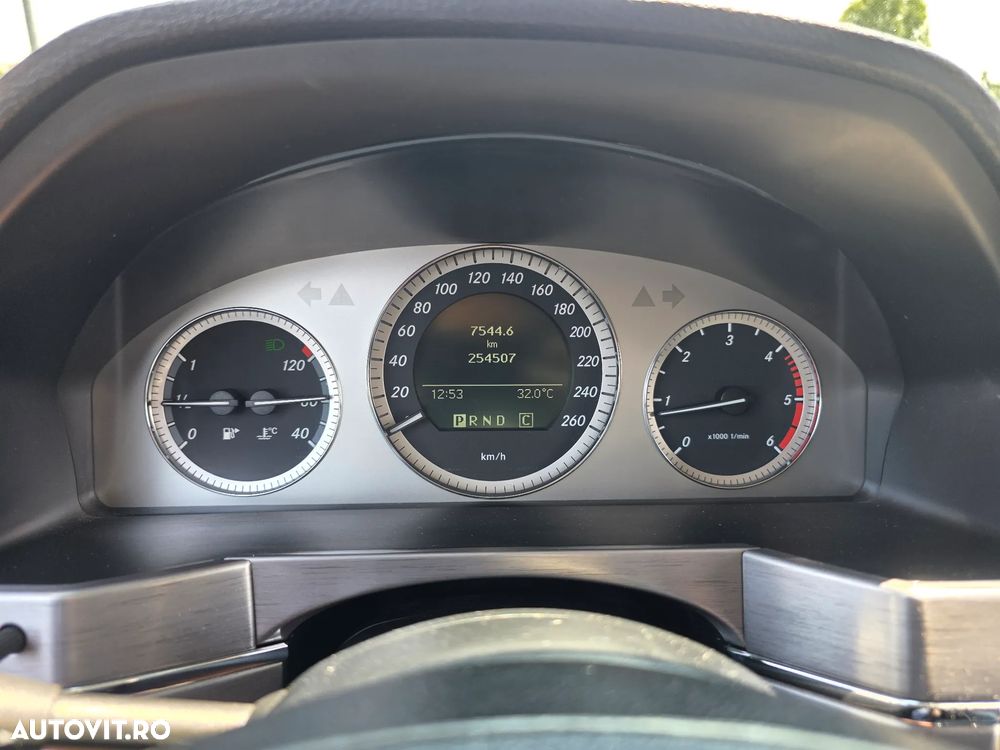 Mercedes-Benz GLK 220 CDI 4MATIC (BlueEFFICIENCY) 7G-TRONIC - 9