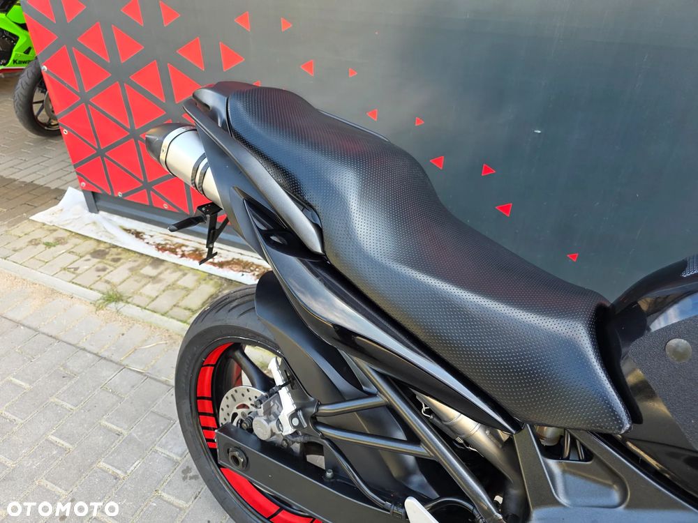 Yamaha FZ6 - 22