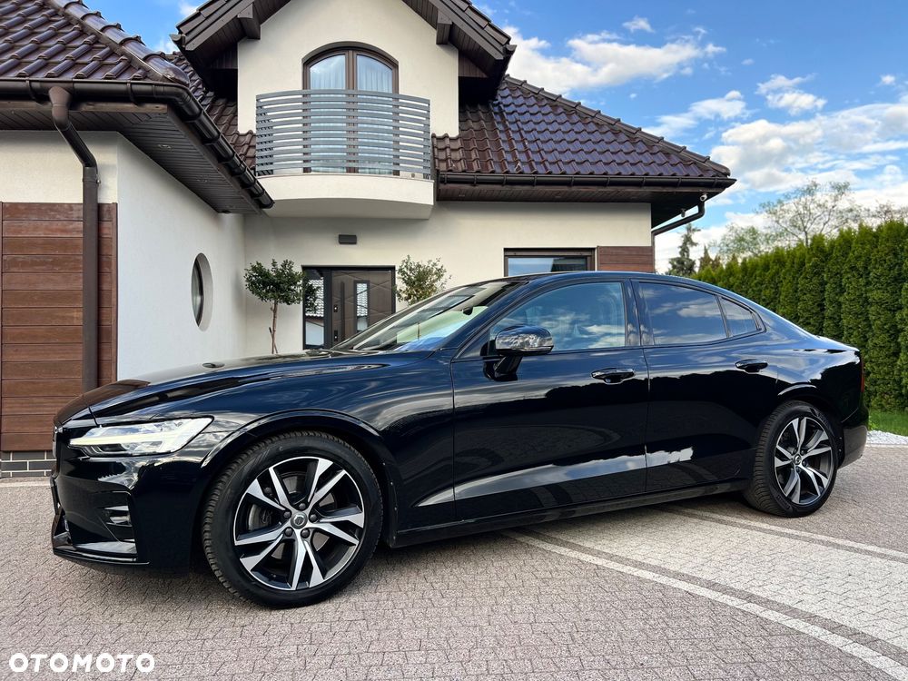 Volvo S60 B4 B R-Design - 4