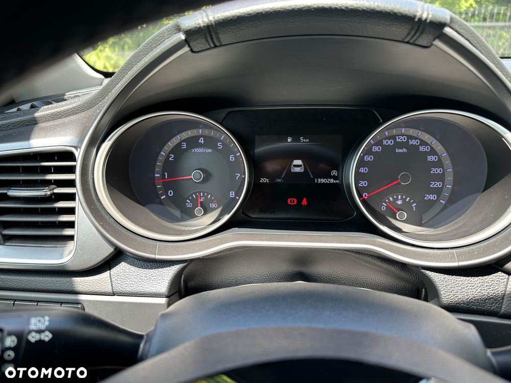Kia Ceed 1.5 T-GDI M - 23