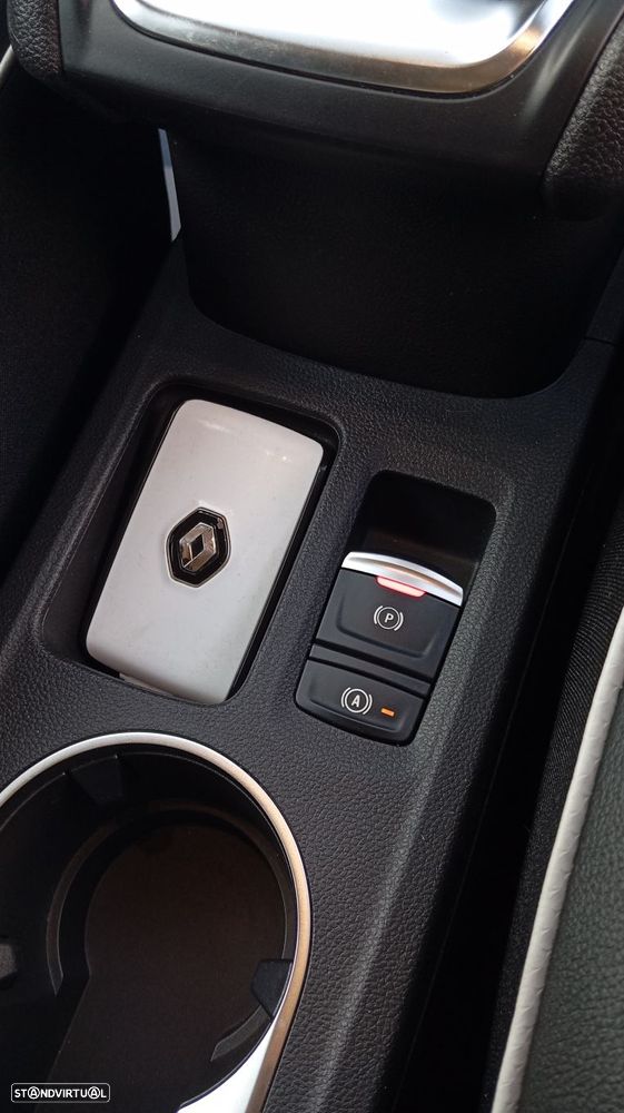 Renault Captur 1.0 TCe Techno - 25