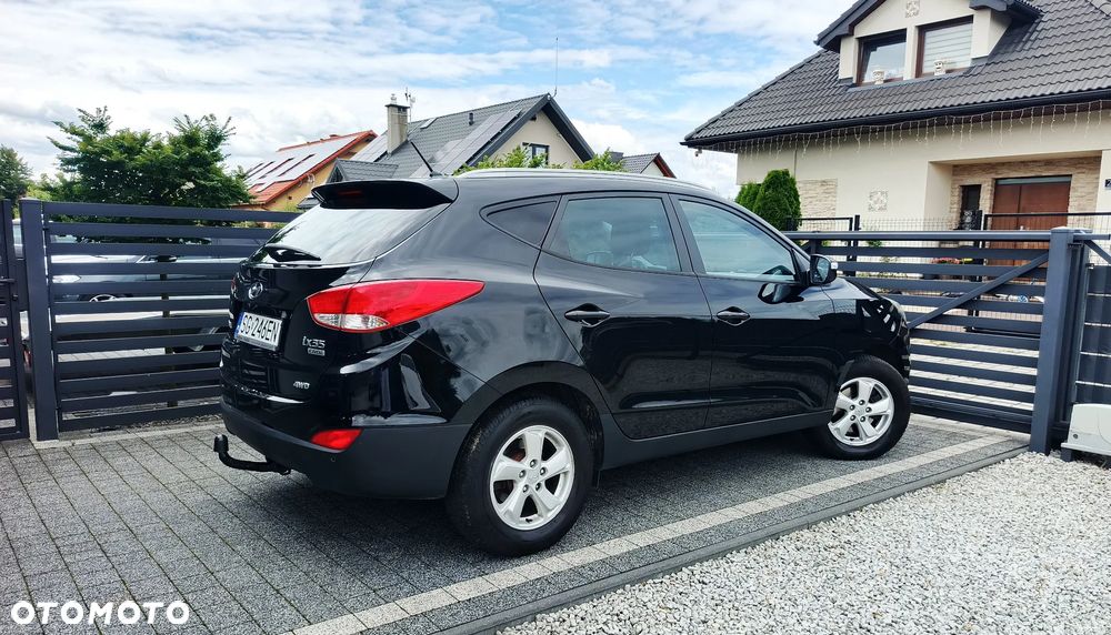 Hyundai ix35 2.0 CRDi Premium 4WD - 2