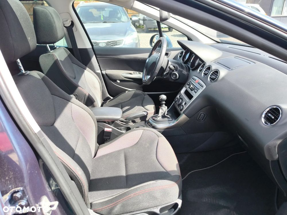 Peugeot 308 1.6 Premium - 27