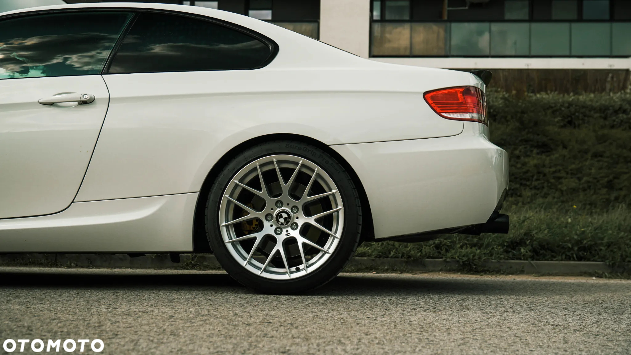 BMW Seria 3 335i Coupe - 6