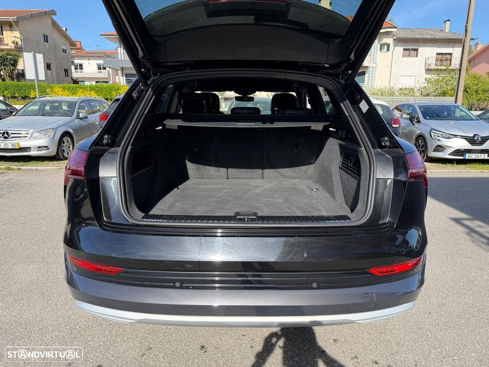 Audi e-tron 55 quattro S line - 14