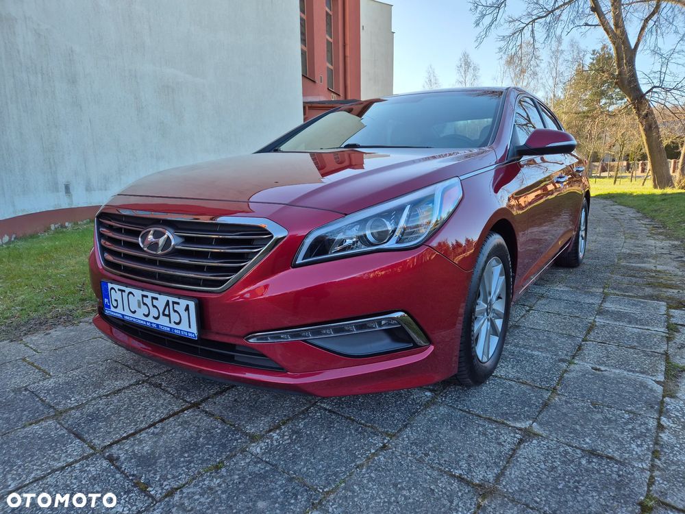 Hyundai Sonata - 2