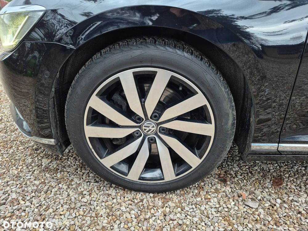 Volkswagen Passat 2.0 TDI SCR (BlueMotion Tech) 4Motion D Highline - 31