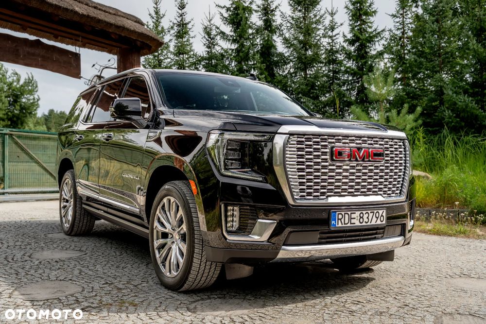 GMC Yukon - 11
