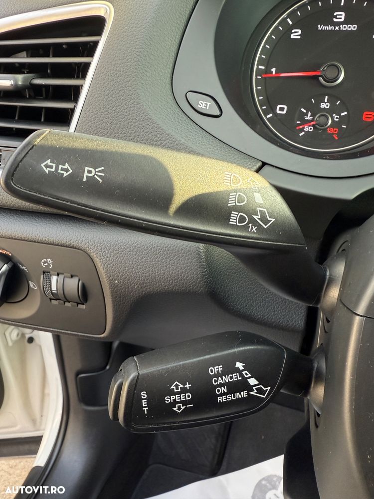 Audi Q3 2.0 TDI Quattro Stronic Design - 10