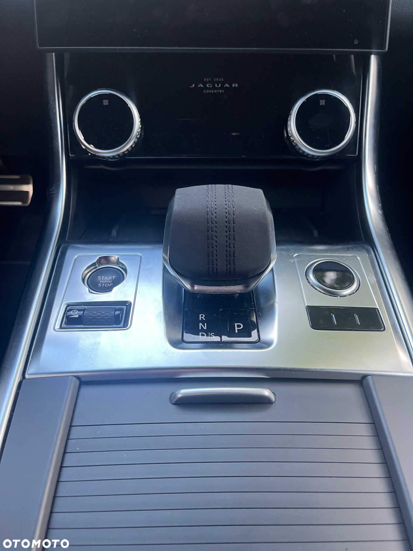 Jaguar XF D200 AWD Sportbrake R-Dynamic SE - 12