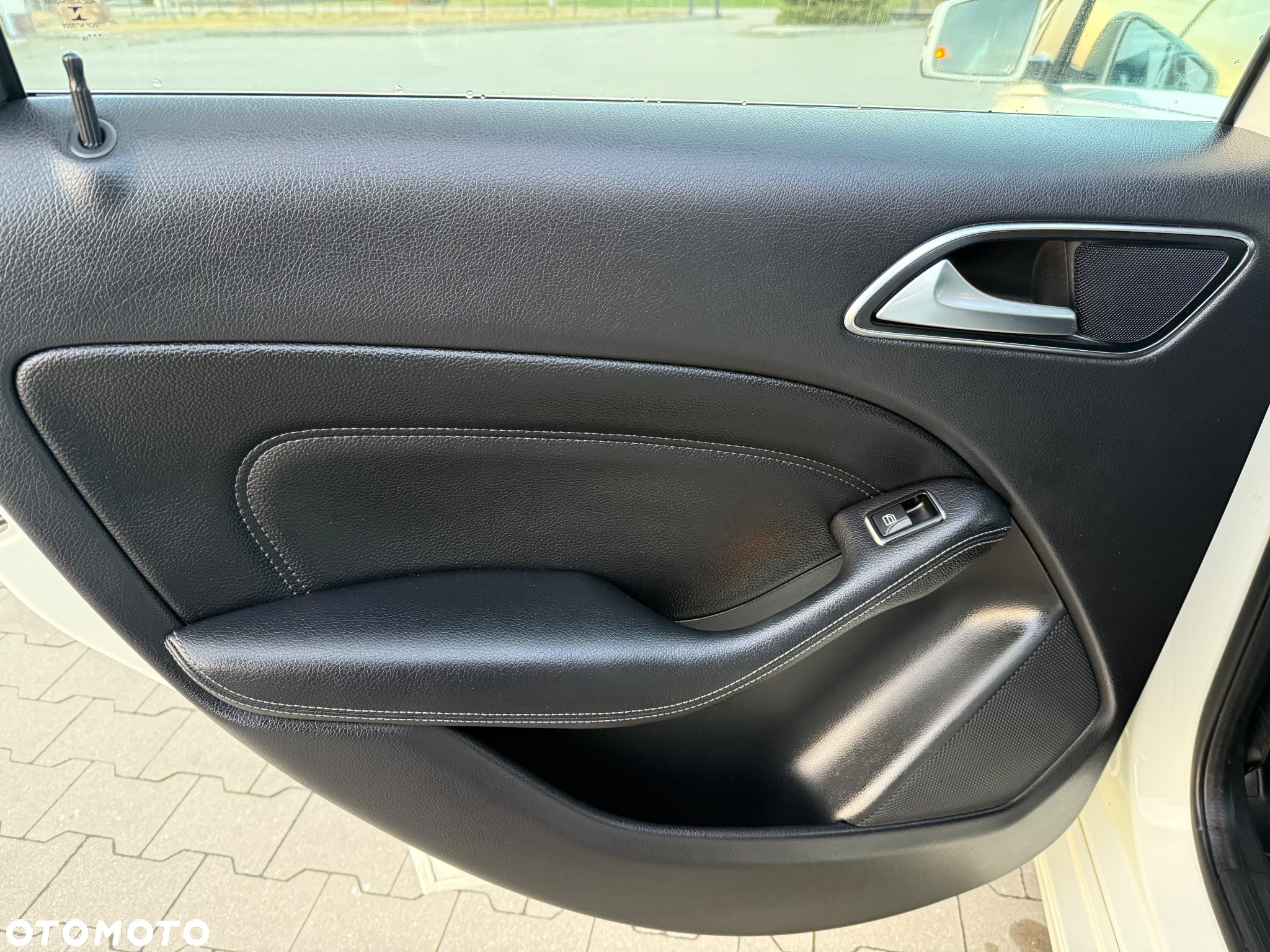 Mercedes-Benz Klasa B 250 4-Matic - 15