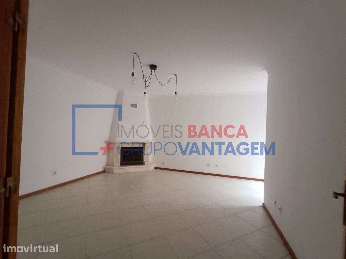Apartamento T2  Rio de Mouro  Sintra - Grande imagem: 4/27