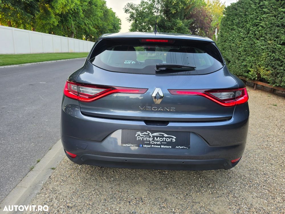 Renault Megane BLUE dCi 115 BUSINESS EDITION - 11