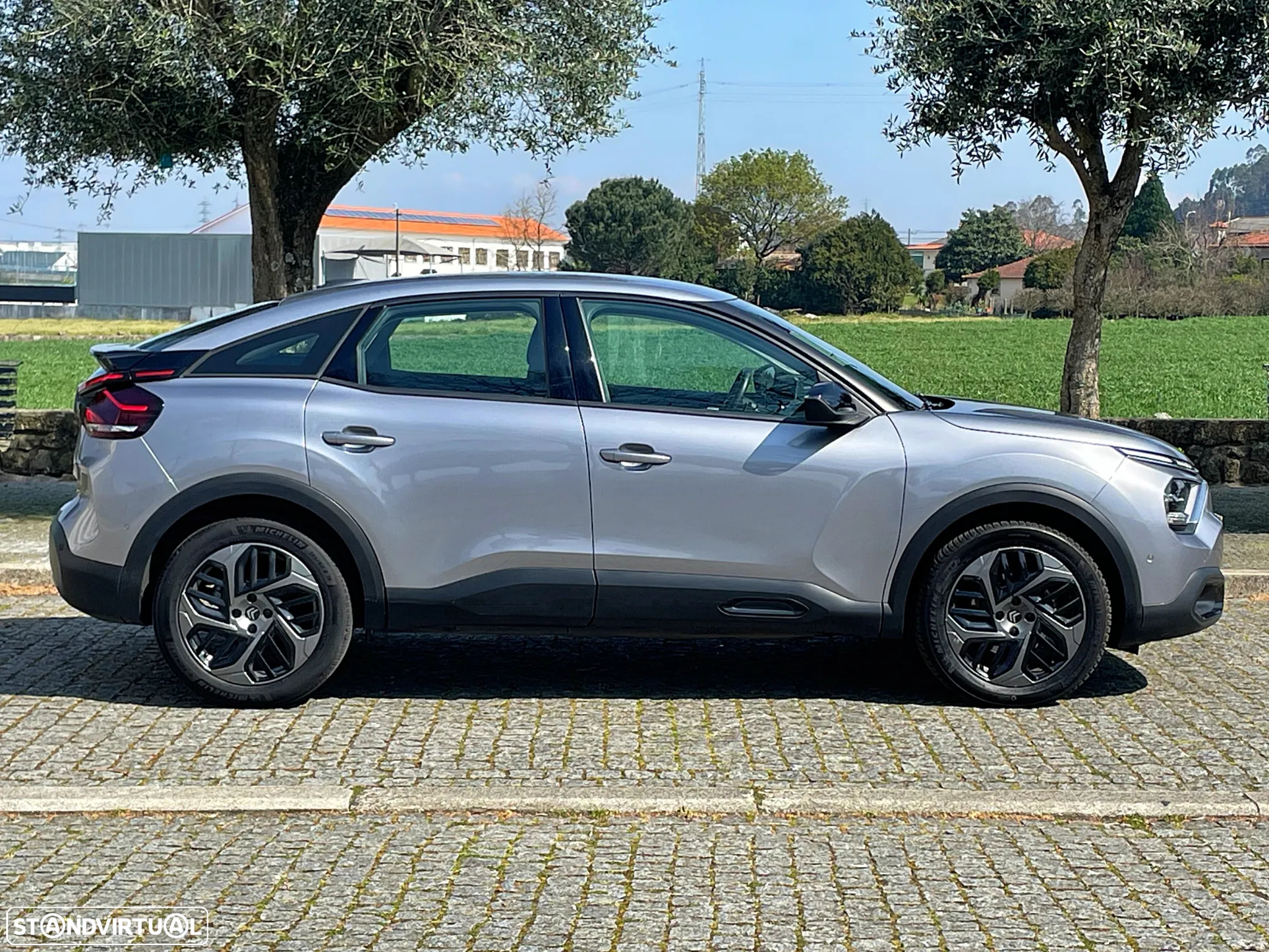 Citroën C4 PureTech 130 Stop&Start EAT8 FEEL PACK - 4
